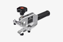 Load image into Gallery viewer, Tenaza o pinza de corte para guía de corte RAIZOR. Especial para rotura de piezas cerámicas con espesores superiores a 6 mm. Vendido por Raimondi Spain.