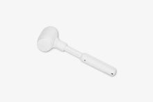 Load image into Gallery viewer, Mazo o martillo de goma blanca para macear o golpear baldosas azulejos cerámica. Raimondi Spain.