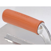 Load image into Gallery viewer, Llana dentada 36 x 13 cm con mango de goma - Diente V